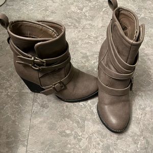 Just fab grey buckle strap ankle boots size 9